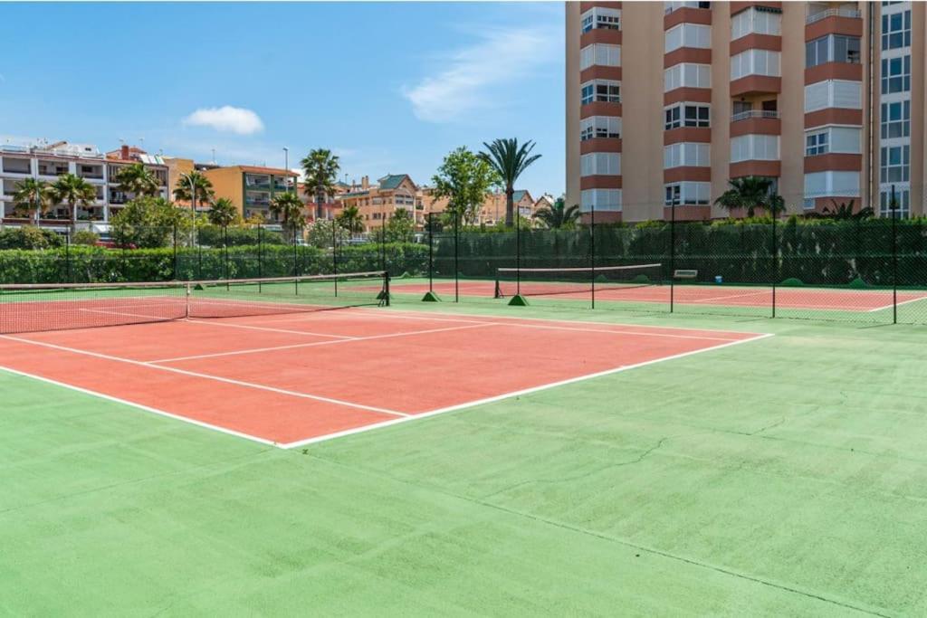 Beachfront Apartment Madrid 709 Торрокс-Коста Экстерьер фото